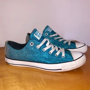 Blue Glitter Woman’s Converse size 10!